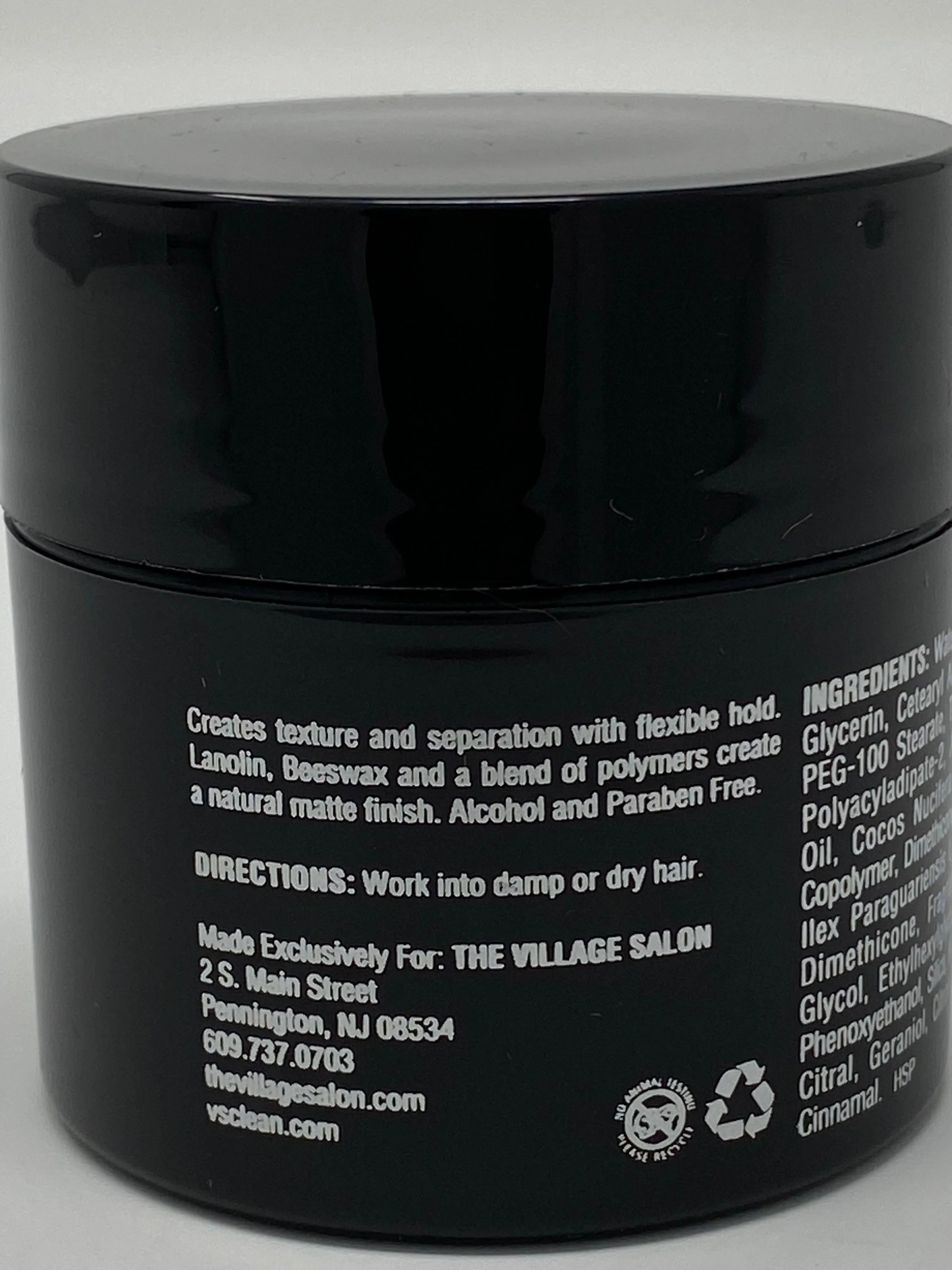 PUTTY MATTE PASTE TEXTURE AND FLEXIBLE HOLD